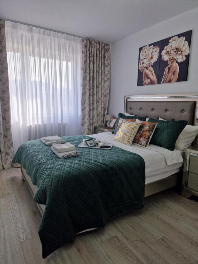 M&A Apartment Brasov Luaran gambar