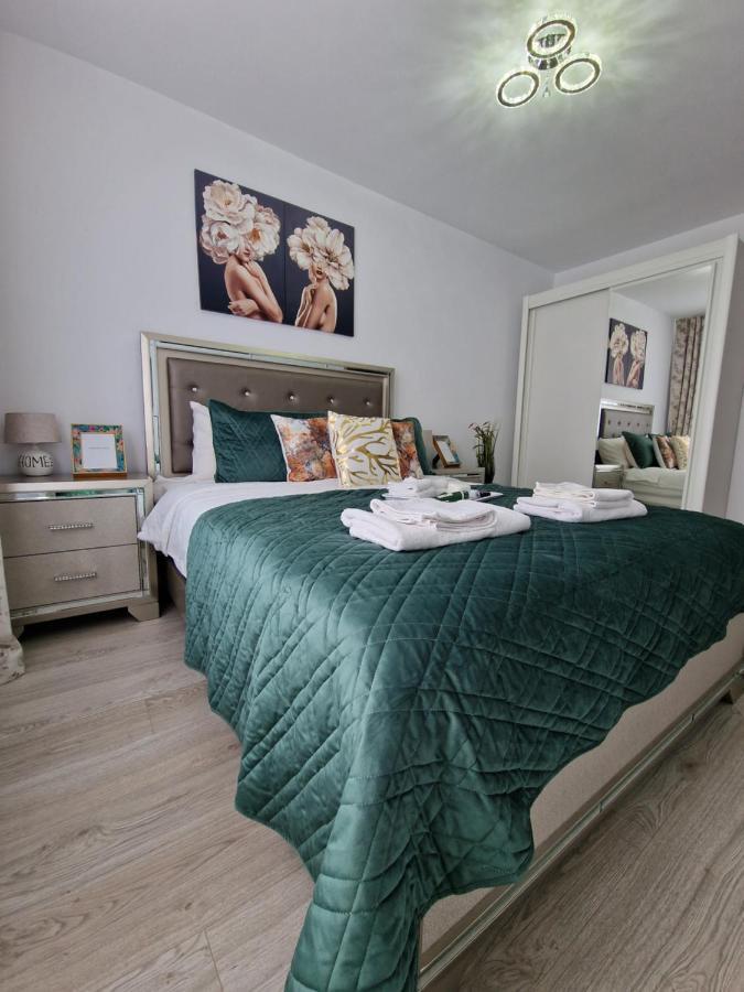 M&A Apartment Brasov Luaran gambar