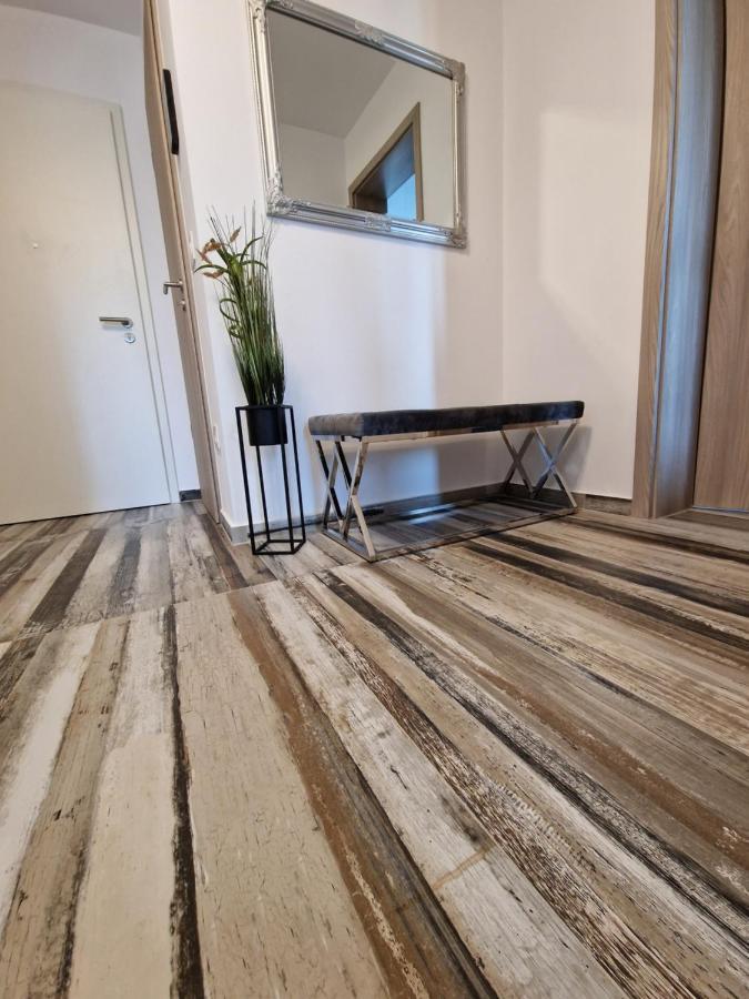 M&A Apartment Brasov Luaran gambar